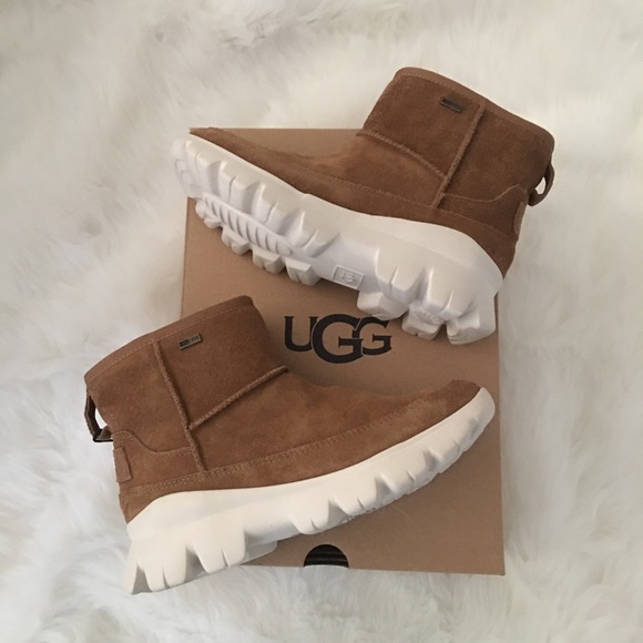 palomar waterproof snow boot